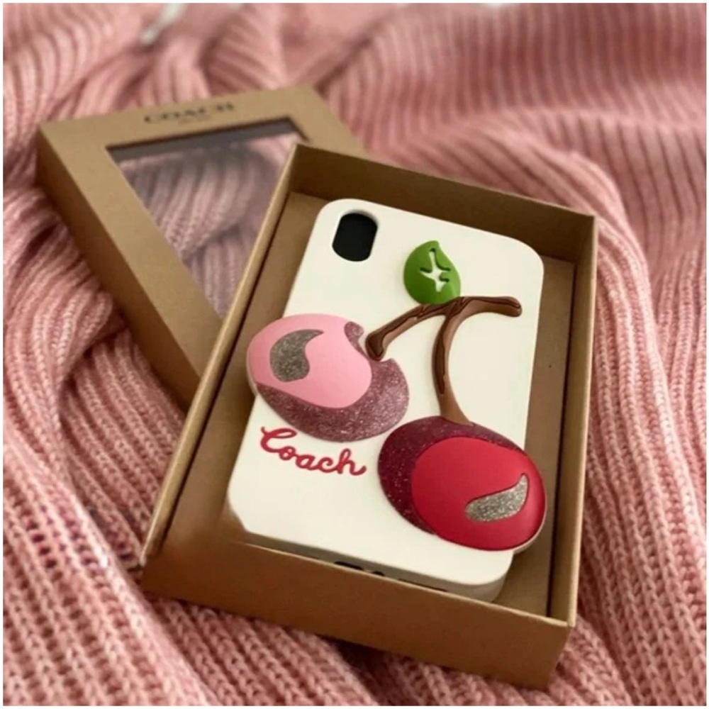 COACH | Cherry iPhone XR NWT